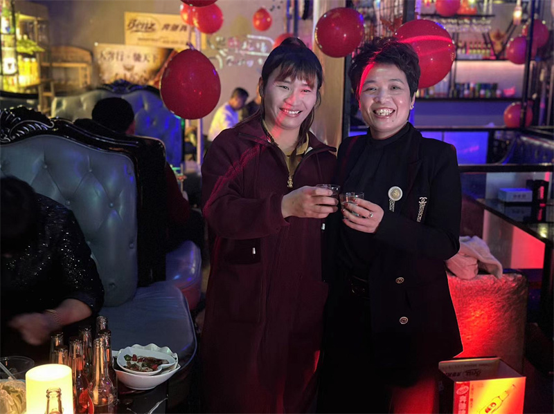 團(tuán)隊(duì)風(fēng)采